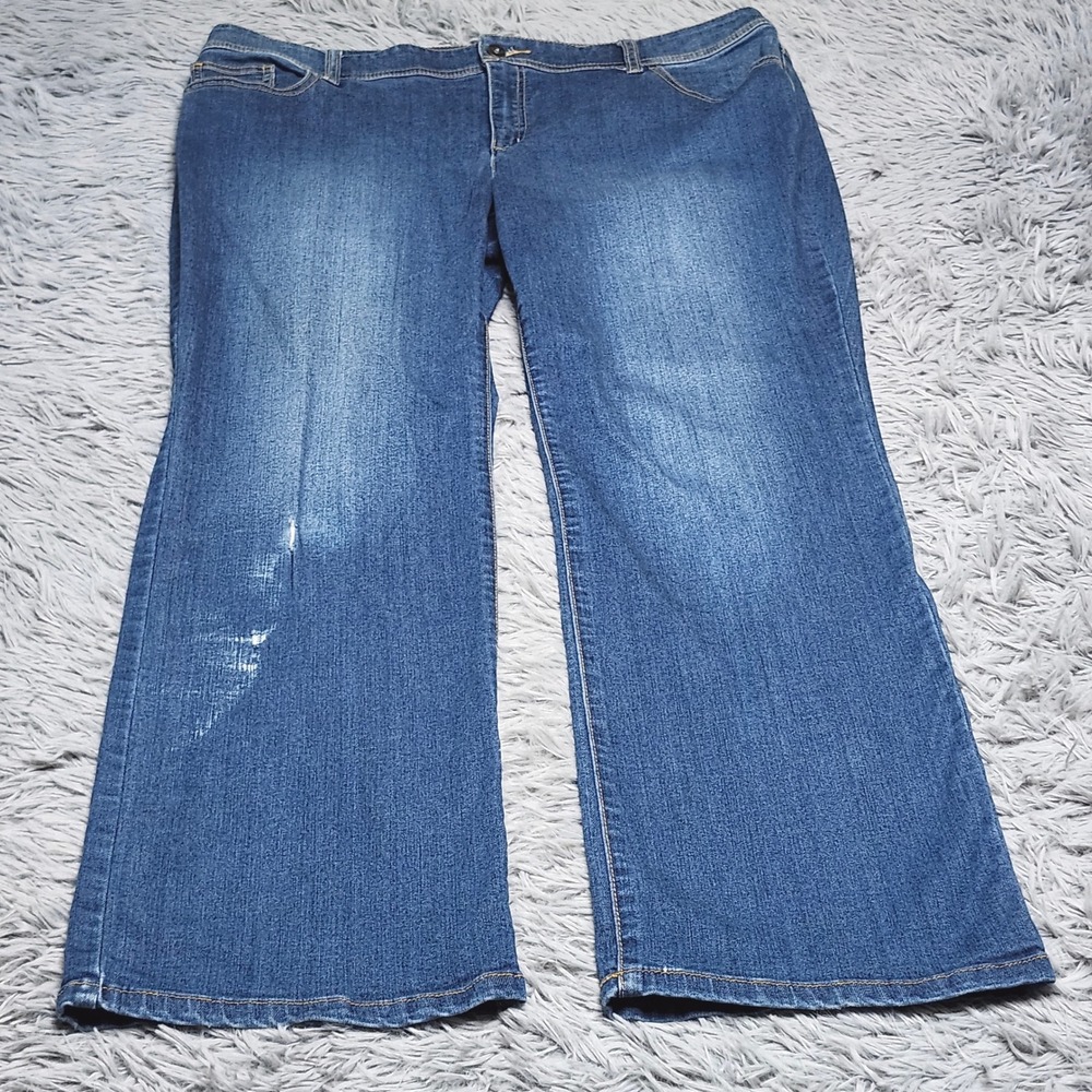 Chicos Bootcut Jeans Womens US 16 Chicos 3 Short Embellished Bootcut Stretch